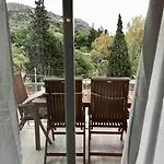 στο شقة تولو