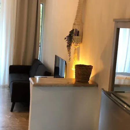 στο